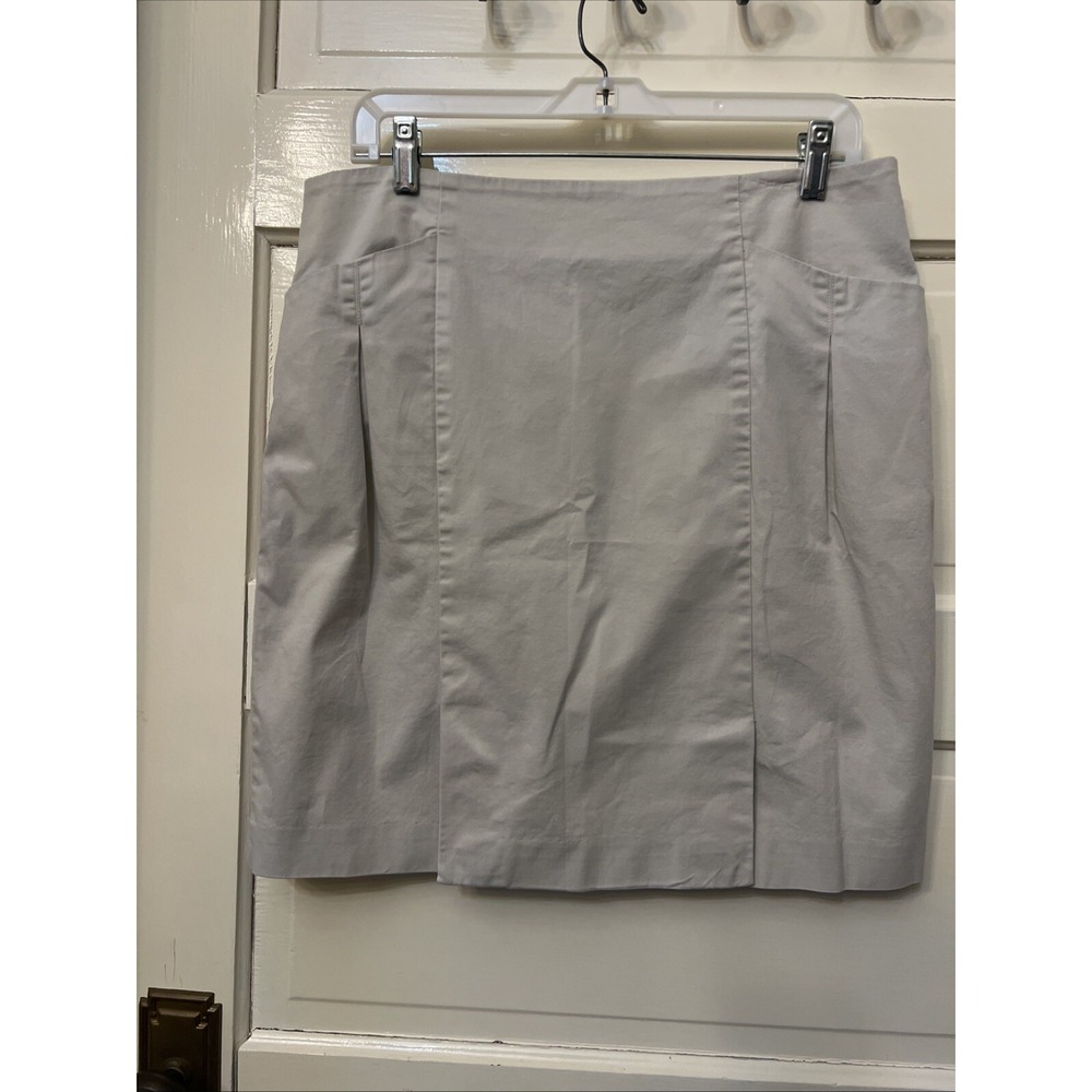 Simply Vera Wang Beige Mini Skirt Women's Size 12 Pleated Pockets Back Zipper A